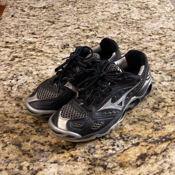 Mizuno Wave Tornado 6 XG VS-1 Black Volleyball Court Shoes, Size 9.5 - Picture 5 of 12